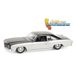 greenlight-gl63060f-1972-chevrolet-monte-carlo-lowrider-1-64-a