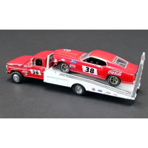 acme-greenlight-51269-1969-ford-mustang-allan-moffet-1-64-b