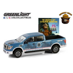 greenlight-gl38070f-2019-nissan-titan-blue-1-64-a